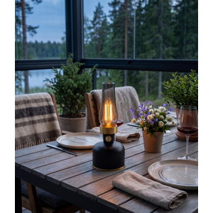 NordLight LED-öljylamppu ladattava 2.5W 4000mAh musta IP44