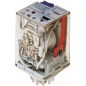 Carlo Gavazzi Teollisuusrele 24VAC