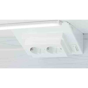 Pro Power Plus - monitoimipistorasia 35W liitäntälaitteella ja valokatkaisijalla, valkoinen (Ei varastoitava tuote)